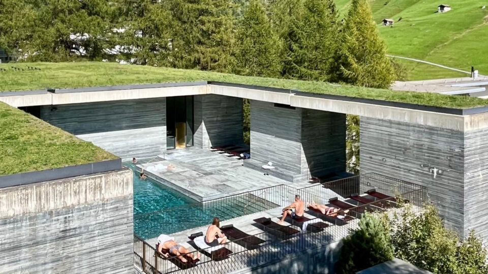 A Pilgrimage to Vals: Experiencing Zumthor’s Thermal Baths – Malcolm Taylor and Associates A Pilgrimage to Vals: Experiencing Zumthor’s Thermal Baths – Malcolm Taylor and Associates